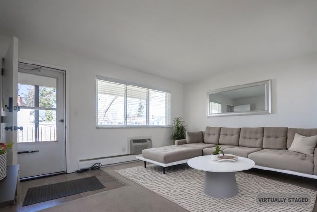 APT-201 - 2217 Clawson Ave, Home with 2 bedrooms, 1 bathrooms and null parking in Royal Oak MI | Image 10