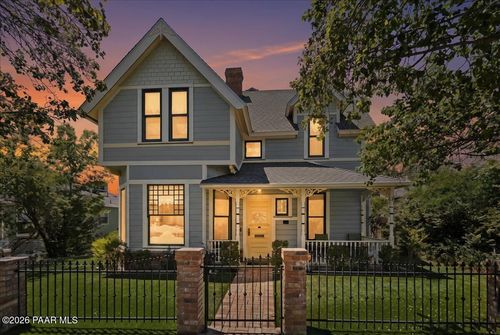 230 S Pleasant St, Prescott, AZ, 86303-3922 | Card Image