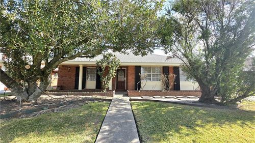 119 Donelon Dr, Harahan, LA, 70123-4703 | Card Image