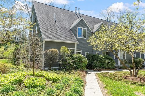 4-4 Greenfield Ln, Concord, MA, 01742-2650 | Card Image