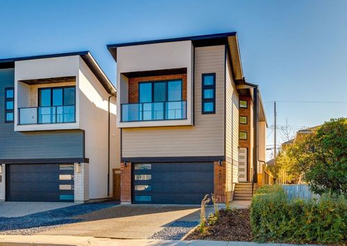 507 26 Ave Ne, Calgary, AB, T2E1Z6 | Card Image