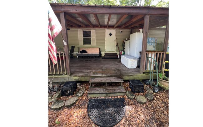 1285 Nw Sophie Dr, House other with 2 bedrooms, 2 bathrooms and 3 parking in White Springs FL | Image 5