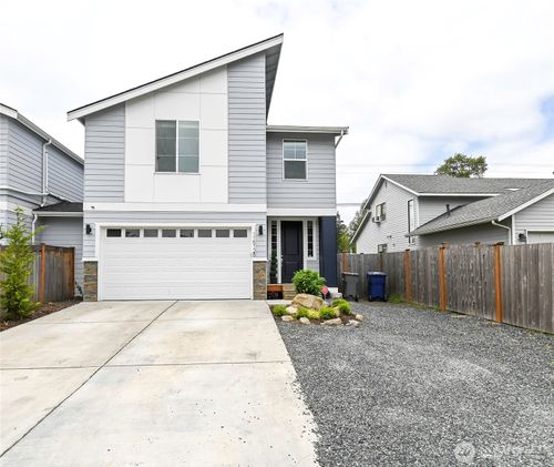 b-11512 3rd Pl W, Everett, WA, 98204-4900 | Card Image