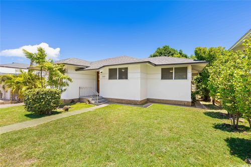 3238 Makini St, Honolulu, HI, 96815-4250 | Card Image