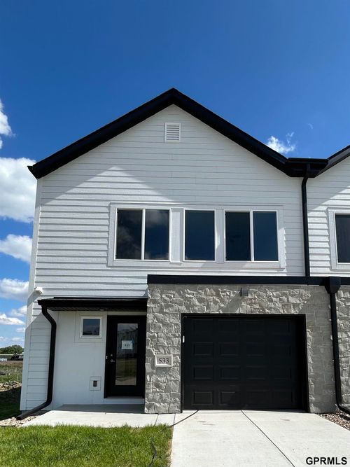 533 W Corsac Rd, Lincoln, NE, 68523 | Card Image