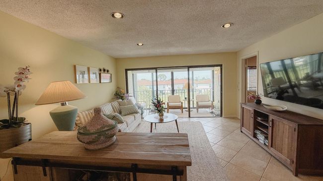 APT-303 - 4090 Tivoli Ct, Condo with 2 bedrooms, 2 bathrooms and null parking in Lake Worth FL | Image 26