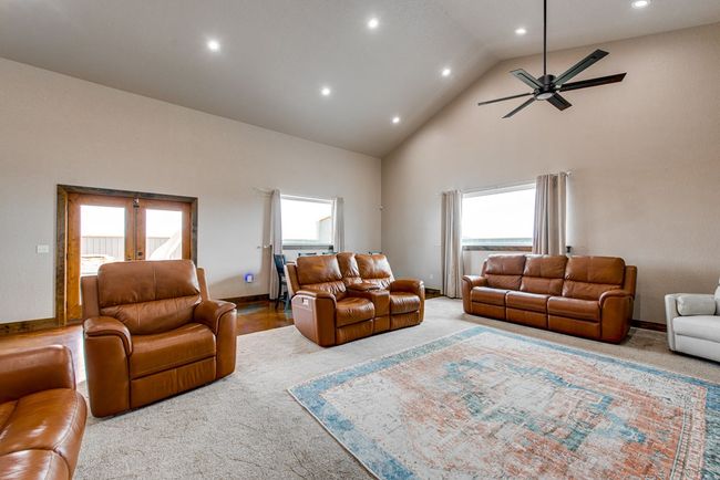 10408 E Midway Rd, House other with 4 bedrooms, 3 bathrooms and 4 parking in Big Spring TX | Image 6