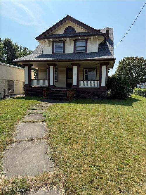 16125 Lorain Ave, Cleveland, OH, 44111-5520 | Card Image