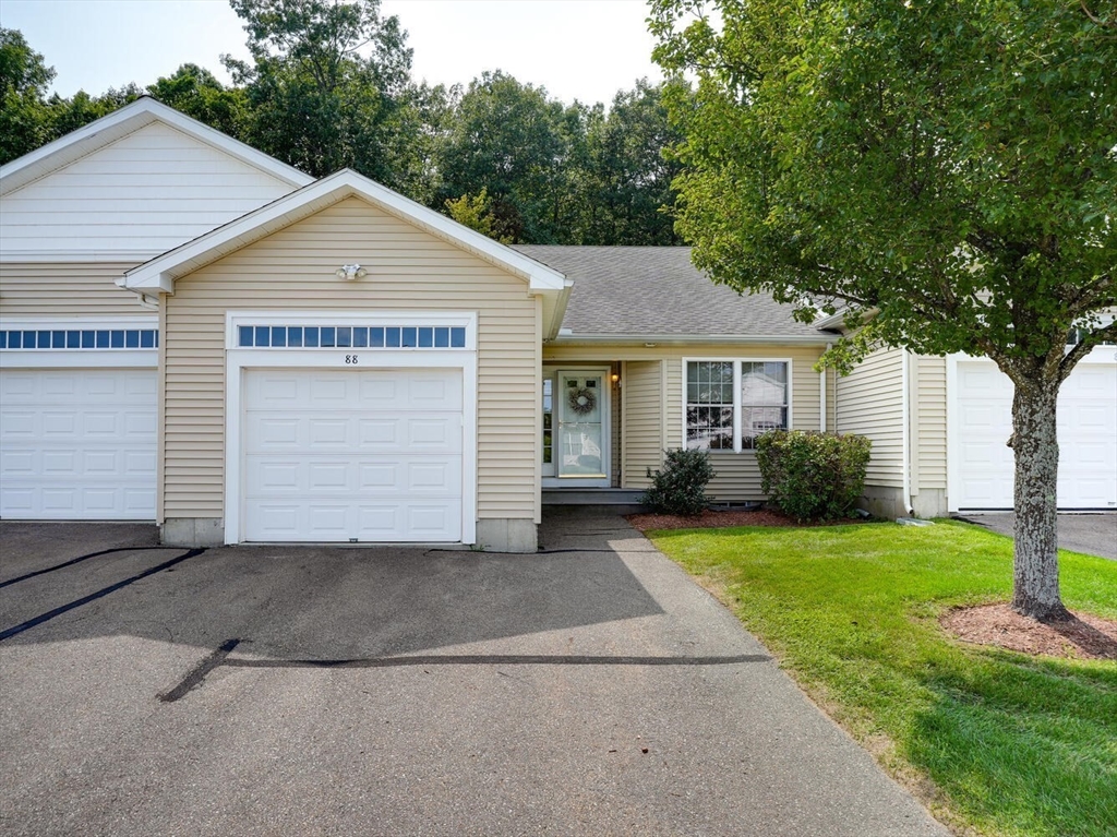 Angell Brook Dr, West Boylston, MA 01583