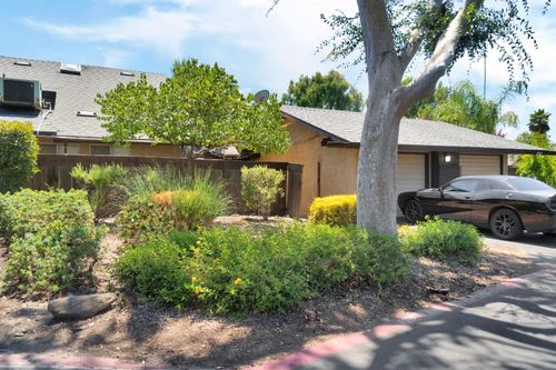 102-64 W Sierra Ave, Fresno, CA, 93704-1300 | Card Image