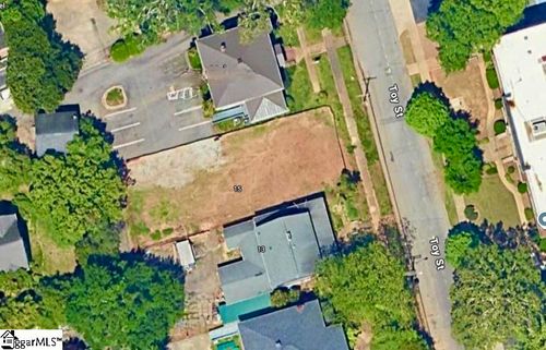 15 Toy St, Greenville, SC, 29601-3122 | Card Image