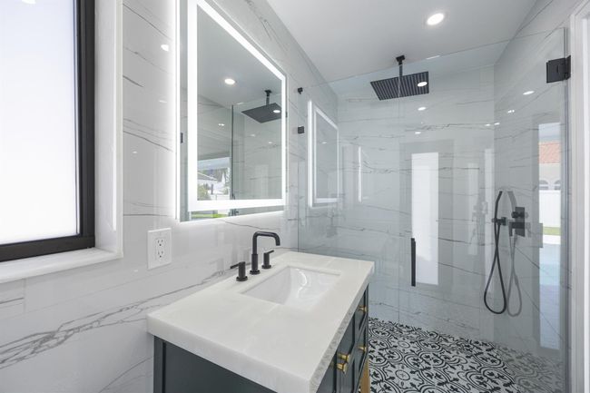 4121 Ne 31 St Ave, House other with 3 bedrooms, 3 bathrooms and null parking in Lighthouse Point FL | Image 33