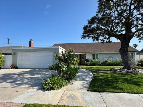 18572 Avolinda Dr, Yorba Linda, CA, 92886-2522 | Card Image