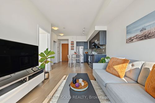 2419-30 Shore Breeze Dr, Etobicoke, ON, M8V0J1 | Card Image