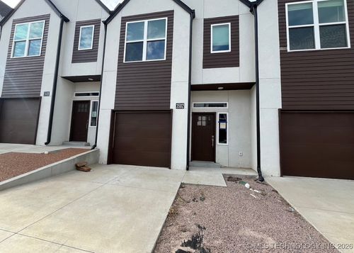 3502 Redbud Ln, Tulsa, OK, 74132-2903 | Card Image