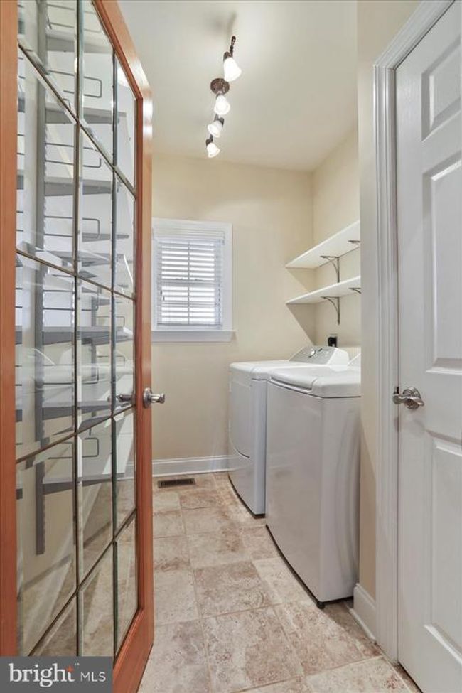 142 Triumphant Way, House other with 5 bedrooms, 4 bathrooms and null parking in FALLING WATERS WV | Image 31