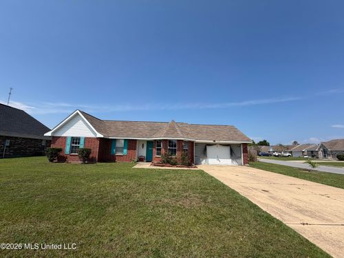 2201 Irma Cir, Ocean Springs, MS, 39564-3748 | Card Image