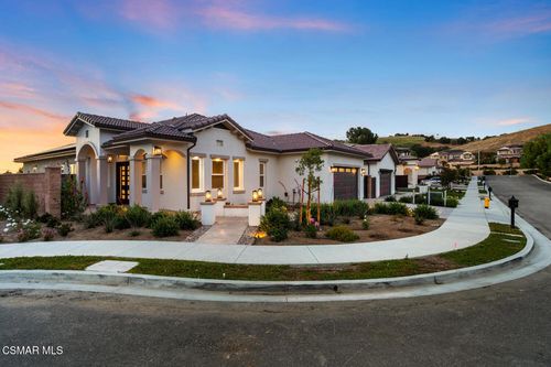 327 Toyon Court Court, Thousand Oaks, CA, 91362 | Card Image