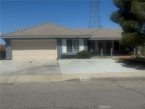 10606 Arlington St, Adelanto, CA, 92301-4148 | Card Image