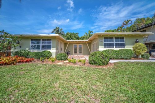2555 Nassau Ln, Fort Lauderdale, FL, 33312-4617 | Card Image