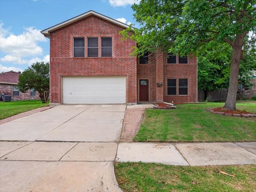 2405 Chestnut Dr, Little Elm, TX, 75068-5708 | Card Image
