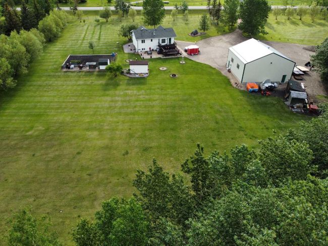 37549 781 Highway, Home with 5 bedrooms, 2 bathrooms and 8 parking in Rural Red Deer County AB | Image 42