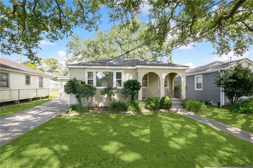605 Honore Dr, Jefferson, LA, 70121-1606 | Card Image