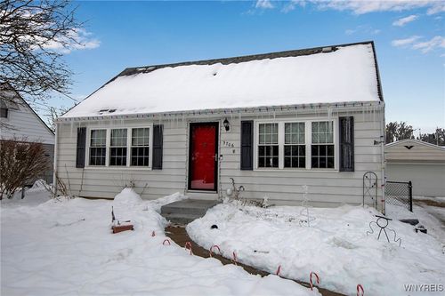 5706 Apollo Dr, Lake View, NY, 14085-9637 | Card Image