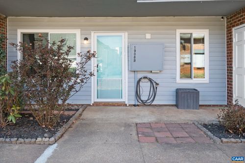 b-1908 Inglewood Dr, Charlottesville, VA, 22901 | Card Image