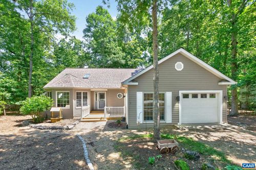 5 Briarwood Rd, PALMYRA, VA, 22963-2851 | Card Image