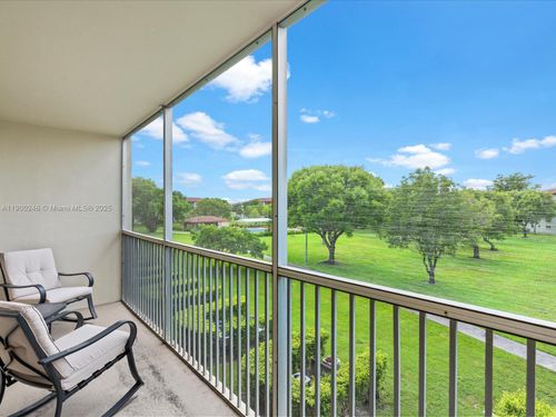 apt-317l-13250 7th Ct, Pembroke Pines, FL, 33027-1842 | Card Image