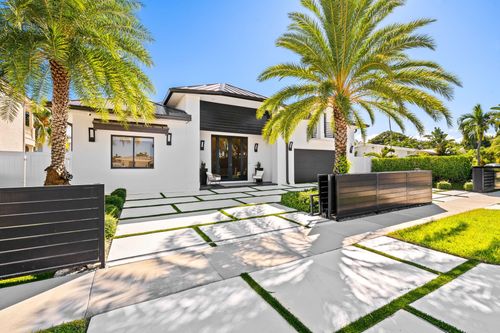 710 Ne 69th St, Boca Raton, FL, 33487-2424 | Card Image