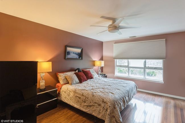 APT-102 - 3100 Lexington Ln, Condo with 2 bedrooms, 3 bathrooms and 2 parking in Glenview IL | Image 7