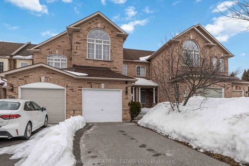 12 Debonair St, Richmond Hill, ON, L4C0R2 | Card Image