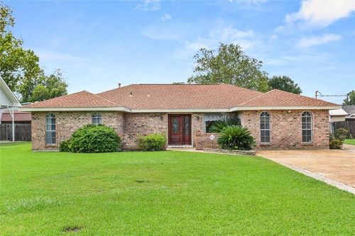 418 Oak Ln, Luling, LA, 70070-2134 | Card Image