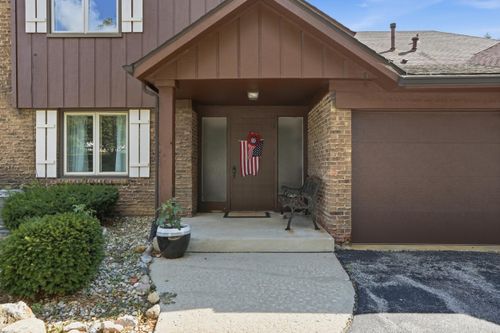 a-47-2529 E Lakeshore Dr, Crown Point, IN, 46307 | Card Image