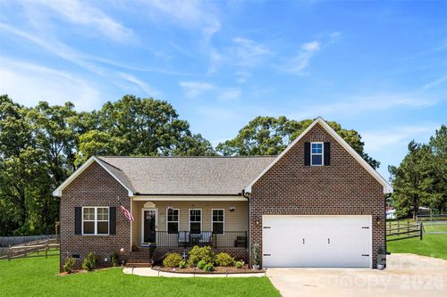 2357 Mintew Circle, Lincolnton, NC, 28092 | Card Image