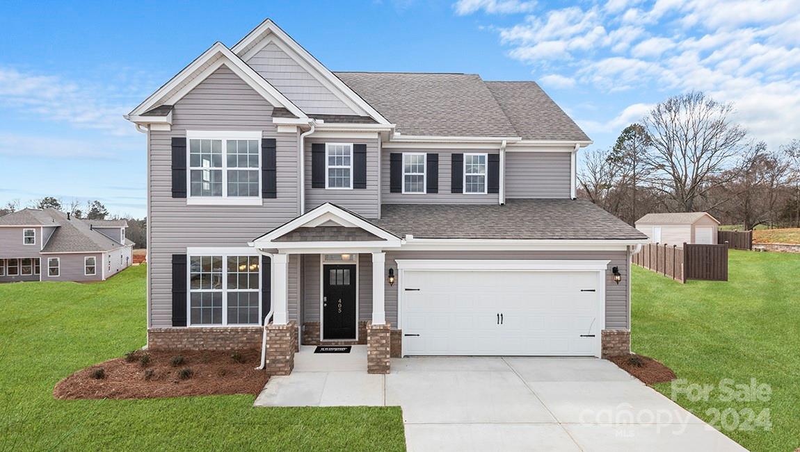 Silverthorne Ct, Hendersonville, NC 28792