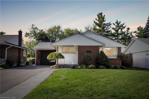 50 Highman Ave, Cambridge, ON, N1R3L7 | Card Image