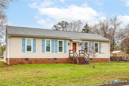 5512 Gunshop Ln, North Chesterfield, VA, 23237-2450 | Card Image