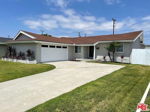 5421 Hendricksen Dr, Huntington Beach, CA, 92649-2420 | Card Image
