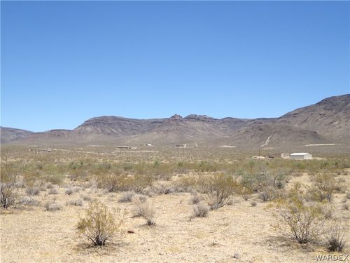 2376 S Mohave Trl, Golden Valley, AZ, 86413 | Card Image