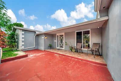 7944 Ramona St, House other with 3 bedrooms, 2 bathrooms and null parking in Miramar FL | Image 2