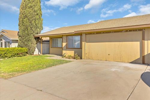 405 Primavera Ct, Greenfield, CA, 93927-4853 | Card Image