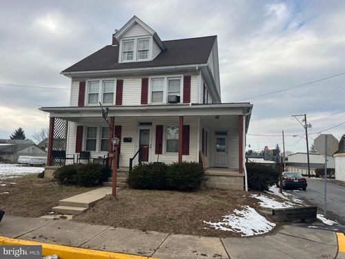 351 E Jackson St, NEW HOLLAND, PA, 17557-1720 | Card Image