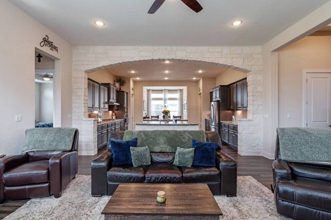 629 Asher Ct, House other with 4 bedrooms, 4 bathrooms and 2 parking in Leander TX | Image 11