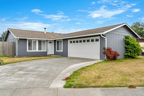 1470 Dorothy Ct, McKinleyville, CA, 95519-4133 | Card Image