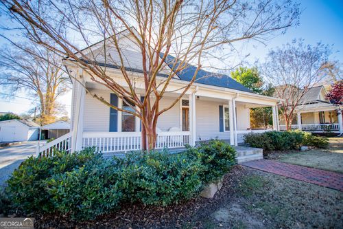 501 Cedar St, Carrollton, GA, 30117-2410 | Card Image