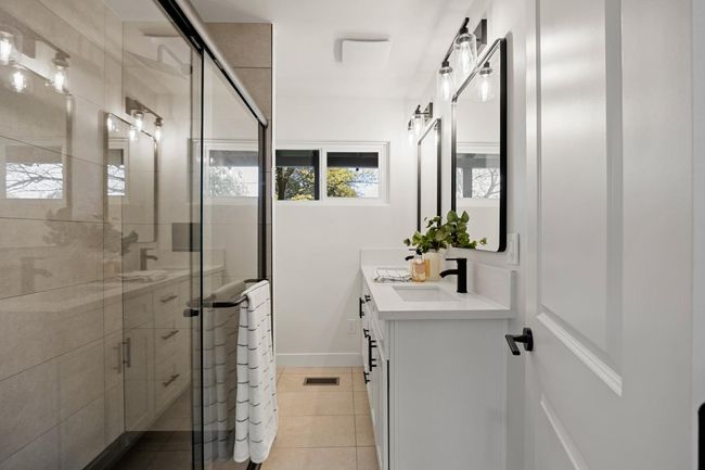 6085 Cavitt Stallman Rd, House other with 3 bedrooms, 2 bathrooms and null parking in Granite Bay CA | Image 10