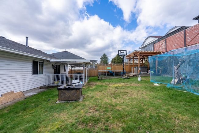 31139 Sidoni Avenue, House other with 3 bedrooms, 2 bathrooms and 6 parking in Abbotsford BC | Image 4